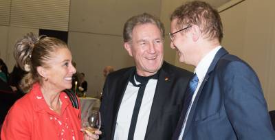 Norbert Barthle und Frau im Gesprch mit mir.